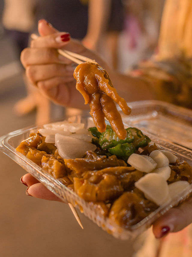 Luihe Night Market ไนท์มาร์เก็ตชื่อดังแห่งเกาสง