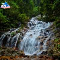 🇲🇾 Adventure Awaits: Conquer Kanching Waterfall Top