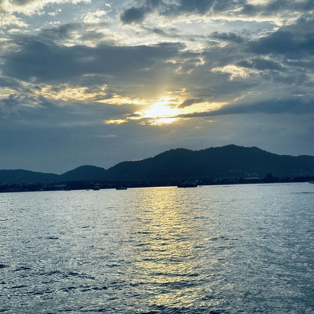 วิวสวย สวย ทริปดีดี@ภูเก็ต