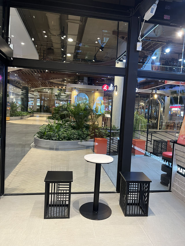 รีวิวร้าน GAGA จิบชานม เม้ามอยกับเพื่อน