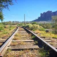 "Goldfield Ghost Town: A Glimpse into Arizona's Mining Past"