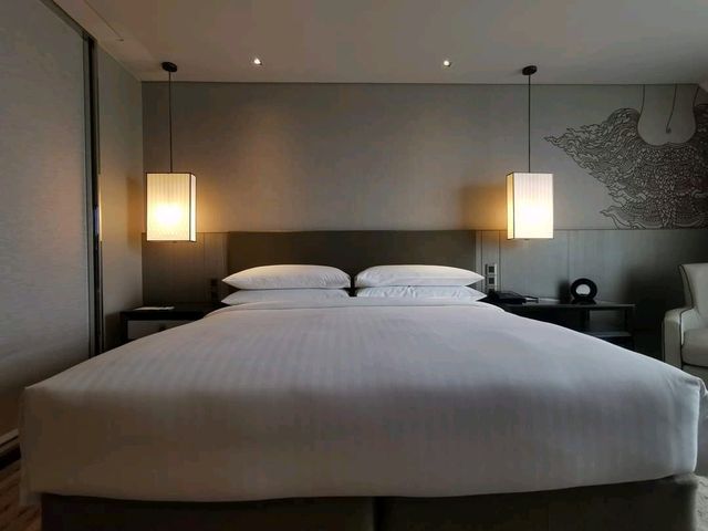 รีวิวที่พัก Marriott​Marquis​ Queen's ​Park