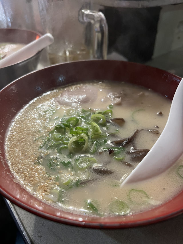 【福岡グルメ】どこに入ろうか？天神は元気な屋台がいっぱい🏮