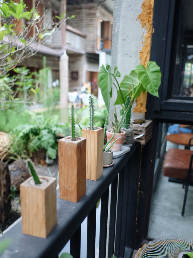 Ground Cafe