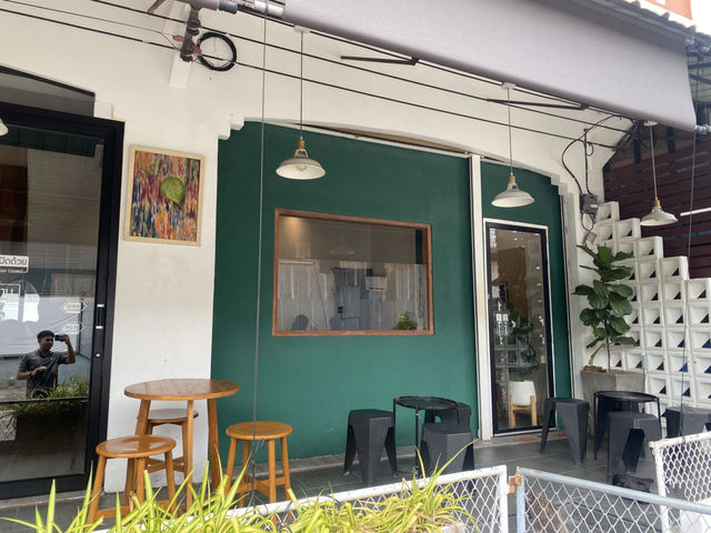 A-LEAF cafe สายบุรี