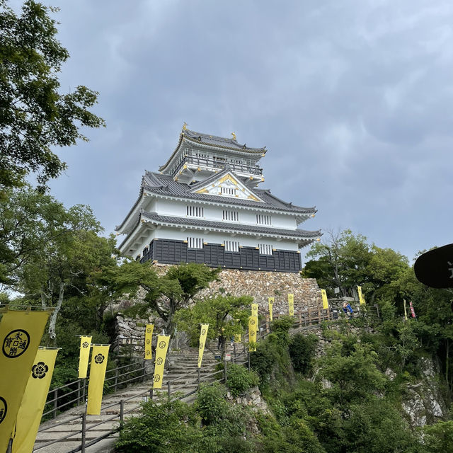 爬岐阜城金華山：一段美麗的山林之旅