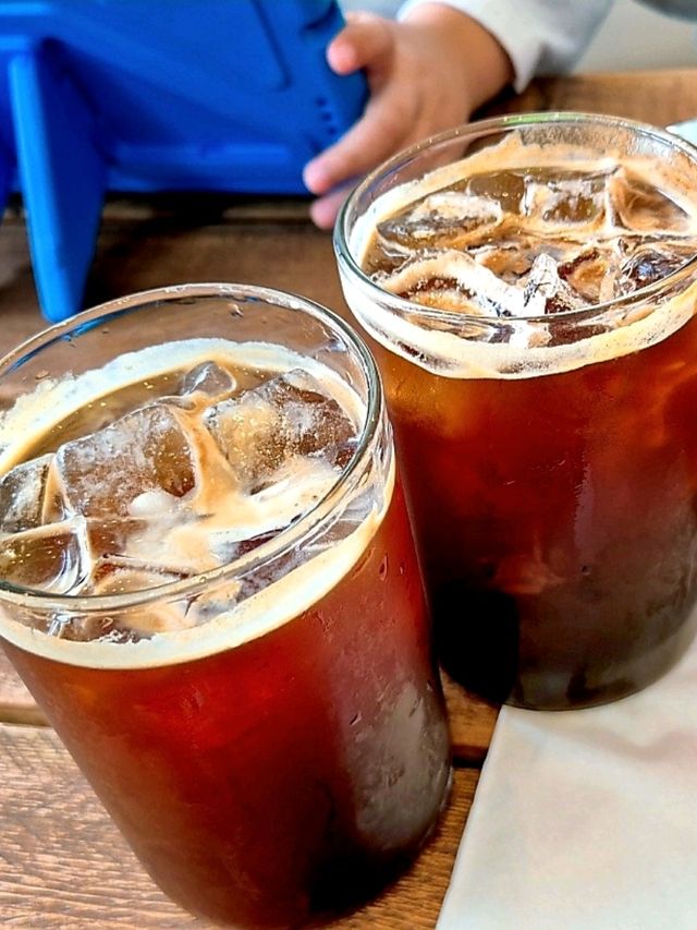 할로윈을 맞이하는 감성카페