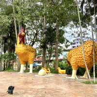 The Chicken Sculture @Betong