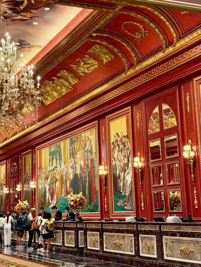ENCHANTING MACAU | PARISIAN DREAM