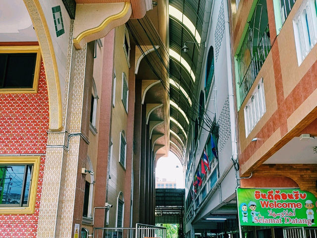 泰國芭提雅Masjid Darul Ibadah藍色清真寺，當地人文景觀，適合打卡拍照📸發呆冥想好去處
