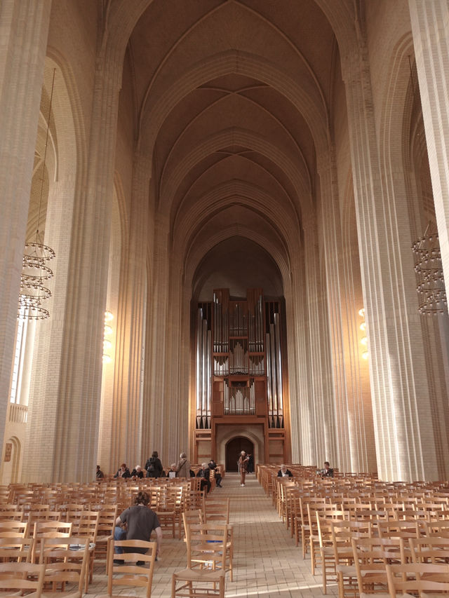 🇩🇰 哥本哈根教堂 Grundtvig’s Church