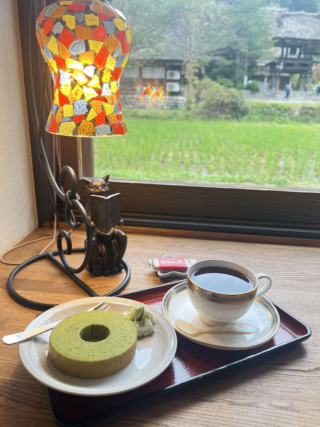 秋高氣爽的白川鄉