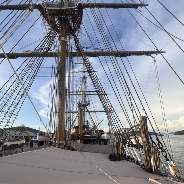มาเที่ยวชมเรือใบที่อ่าวมะขาม ⛵️ 