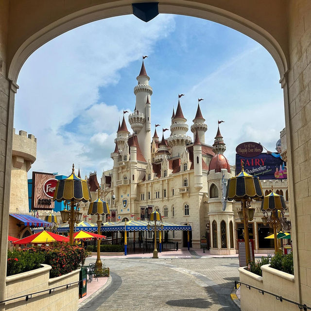 Exploring Universal Studios Singapore: A Thrilling Adventure