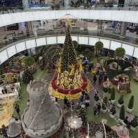 Twinkling Lights & Holiday Delights: 1 Utama’s Christmas Vibes