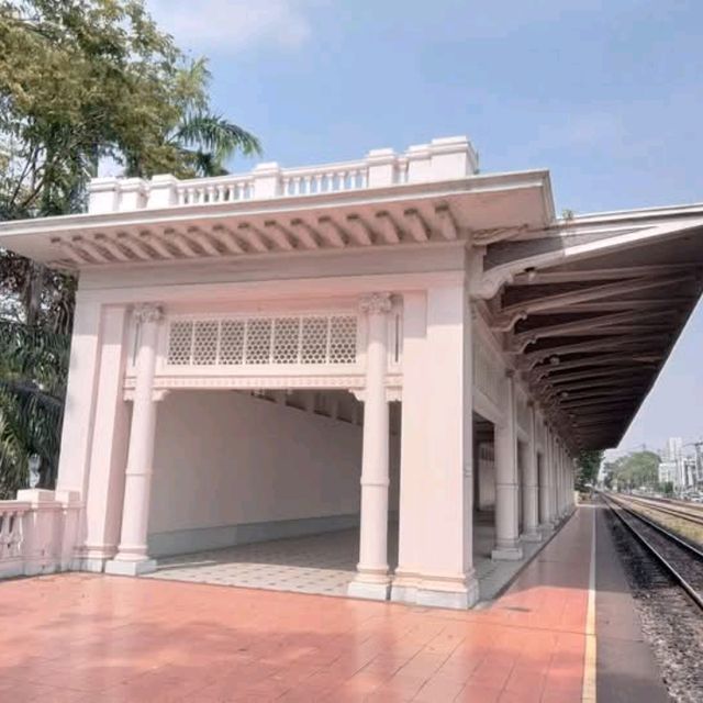 สถานีรถไฟสวยสุดในสยาม🌟
