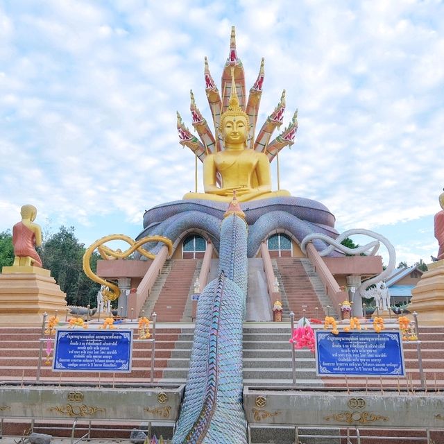 พลอยสังวรนิรันดร์ 🙏อีกหนึ่งวัดงามอุตรดิตถ์