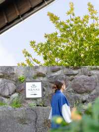 【大分県/由布市】一度は行きたいコバルトブルーの温泉！？