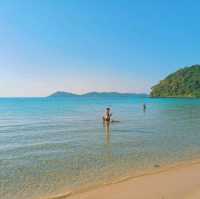 泰國沙美島非常漂亮的海灘景點:Ao prao beach，適合拍照📸打卡游泳