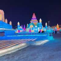 Ice and Snow World ❤️Love among Asia