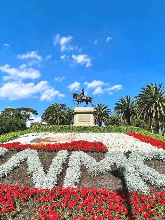 Shrine of Remembrance is a must visit in Melnourne