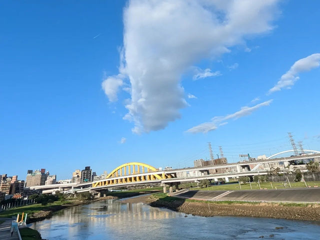 情人節好去處❤️松山彩虹橋 🌈❤️