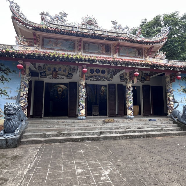Explore the famous mable mountain in Danang 
