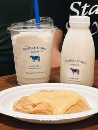 Mother Cows.เมืองทองธานี 🐮💙✨ 