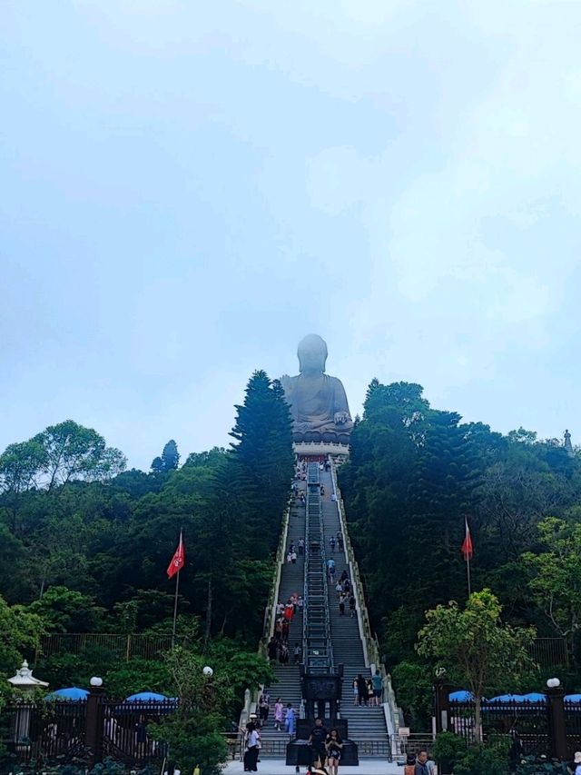 Tian Tan Buddha: A Mystical Encounter in the Clouds
