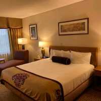 Dragon Hill Lodge
