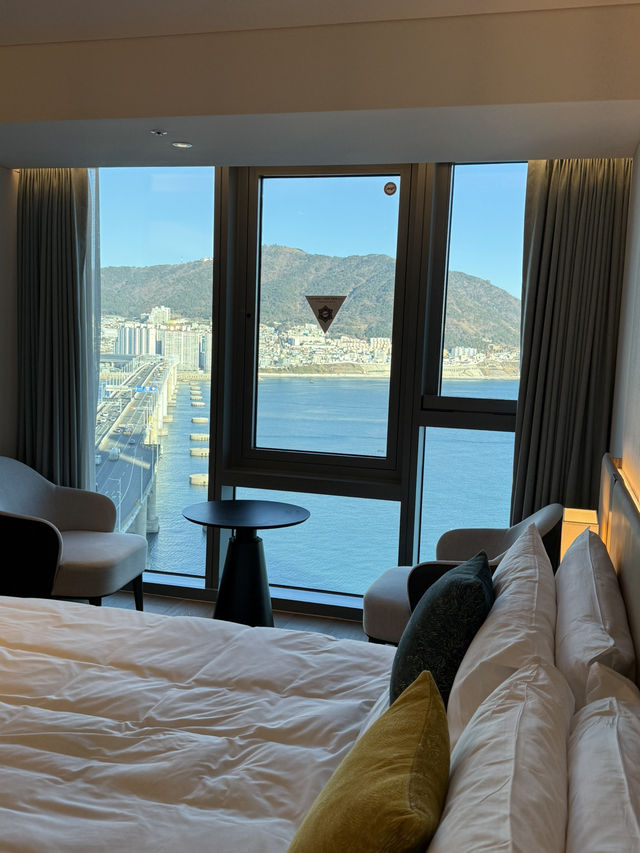 깔끔하고 아름다운 오션뷰를 자랑하는 윈덤그랜드부산 