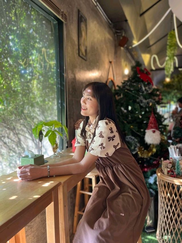 เที่ยวคาเฟ่เลิงนกทากัน