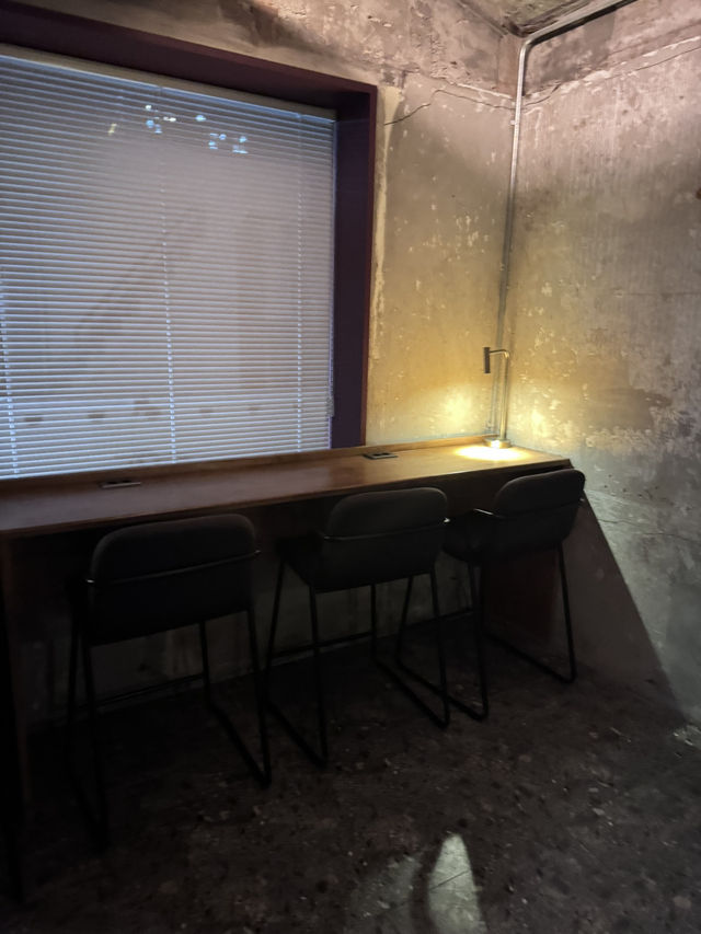 동명동 대형 감성카페 추천 ,디엑스커피