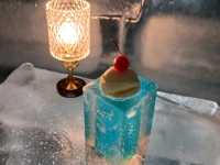 氷の幻想的な街　ICE VILLAGE