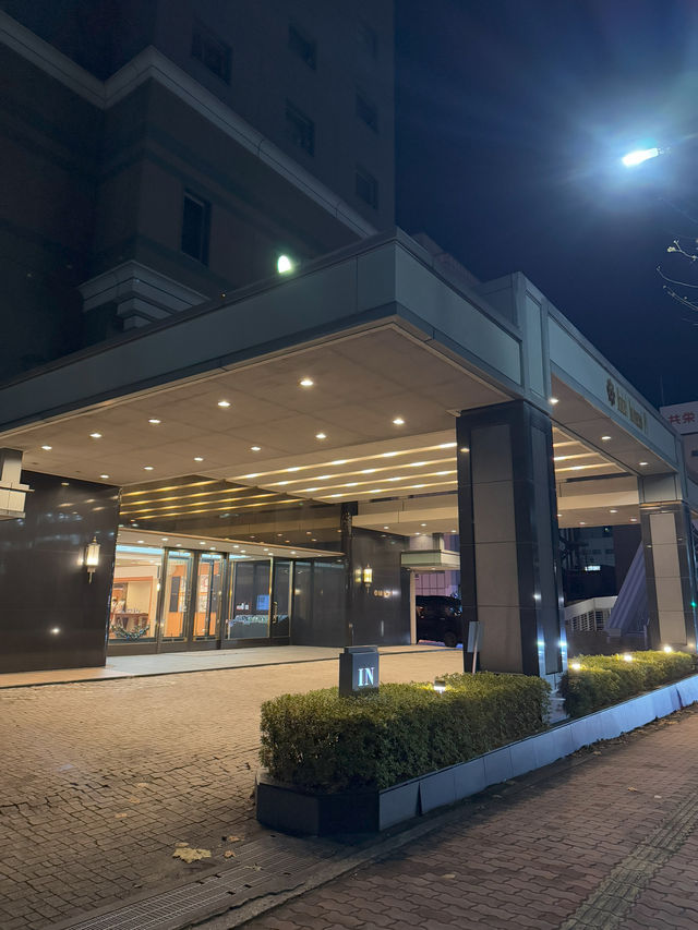 Comfort and Hospitality at Hotel Kokusai 21, Nagano