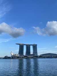 พาเที่ยว Marina Bay Sands – เดินชิลริมแม่น้ำ ✨🫶🏻