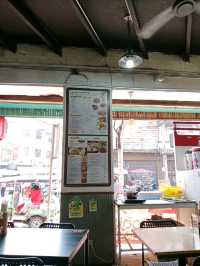มากินก๋วยเตี๋ยวกัน ร้านก๋วยเตี๋ยวเรือกลางกรุง
