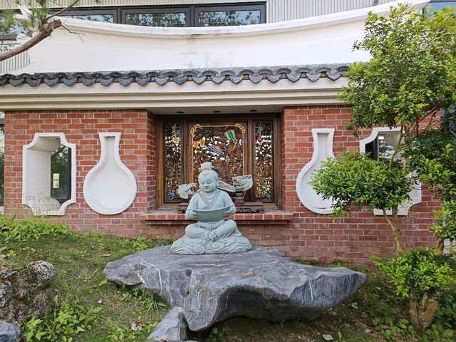 雲林縣斗六市的寧濟御庭山水園區，融合傳統與現代美學的空間設計