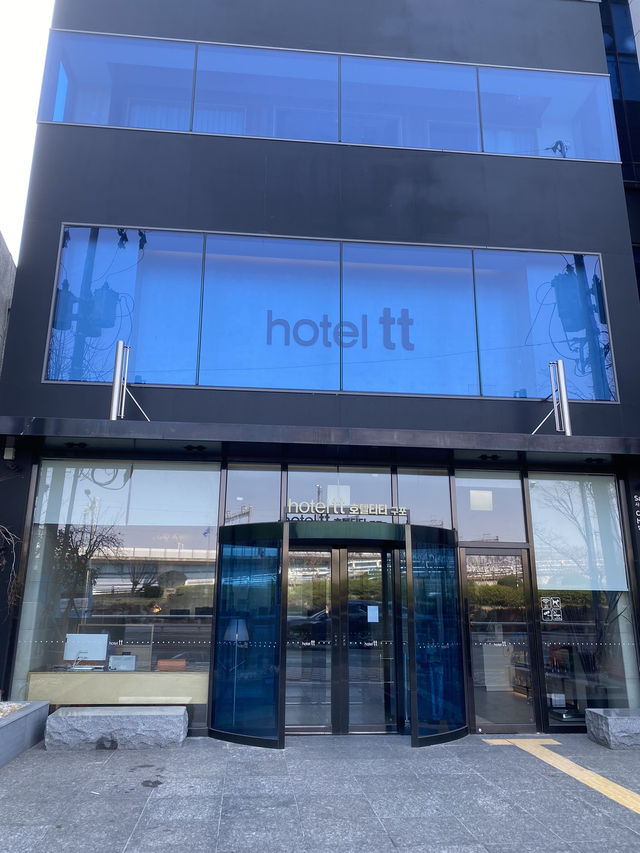 Hotel tt Gupo โรงแรมวิวดี ใกล้สถานีรถไฟ