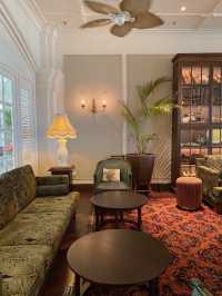 A hotel that made you time-traveled to the British era.