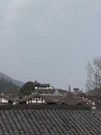 จุดถ่ายรูปลับๆกับกำแพงเมืองโบราณที่ Dujiangyan 