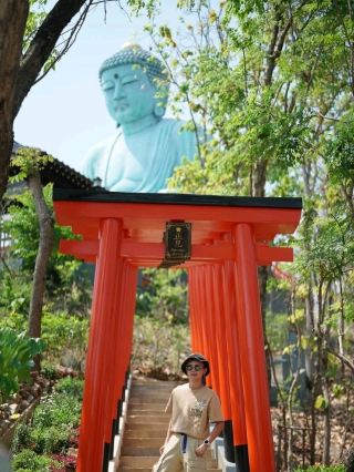 Here in Lampang, it's not Japan.