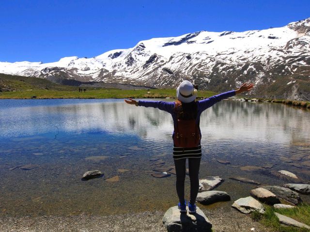 A Stunning Journey on the Zermatt 5 Lakes Walk