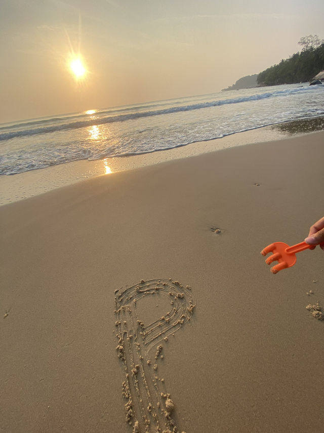 หาดสวยน้ำใส