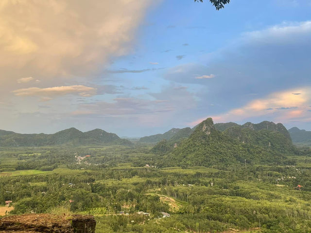 แหลมไทรสกายวอล์ค สวนธรรมเขาแม่พันธุรัตน์ พัทลุง