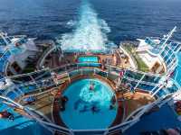 ✨ Emerald Princess Cruise: A Jewel of the Seas! 💎🚢