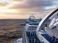 👑 Crown Princess Cruise: Royal Treatment with a Side of Sunshine! 🌞🚢 