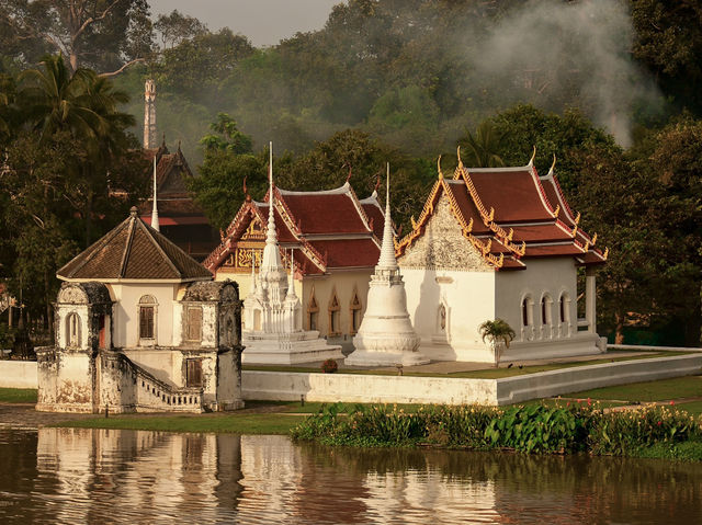 🌿🚣 UTHAI THANI WEEKEND ESCAPE: Riverside Serenity & Hidden Caves!