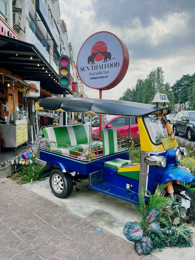 Sweet Thai Escape: Coconut Dreams & Roti Treats