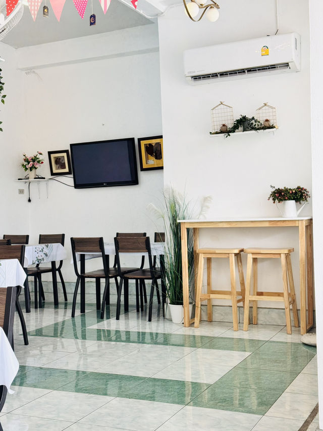 ร้านอาหารเช้าร้านดังในเบตง 🍽️